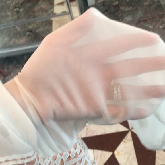 Adelyn Rae white lace romper size small - Picture 5 of 6